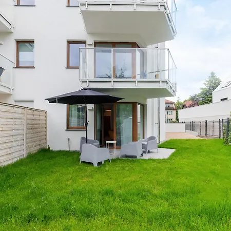 Piastowska 30 Garden Free Parking By Renters Prestige Gdańsk